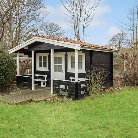 Stunning In * Dronningmolle